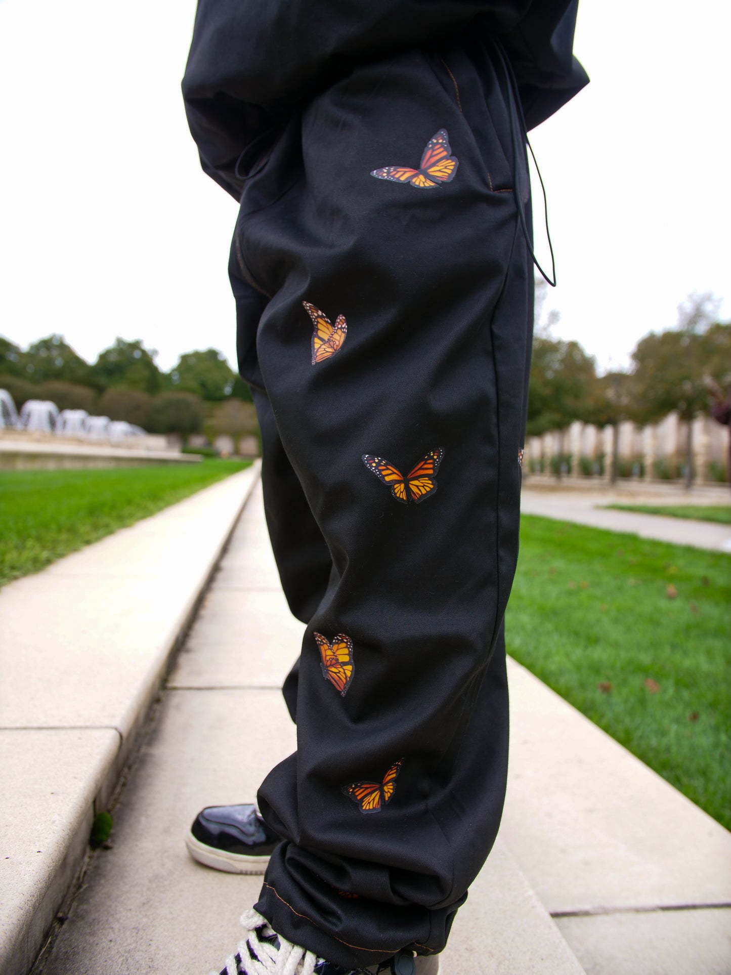 Metamorphosis Sweats